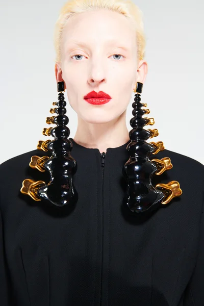 Look 11